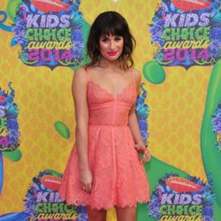 Lea Michelle en la alfombra naranja de los Kids Choice Awards 2014