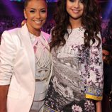 Eva Longoria y Selena Gomez en los Kids Choice Awards 2014