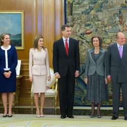 Los Reyes, los Príncipes Felipe y Letizia y la Infanta Elena en la entrega de la Gran Cruz del Mérito Deportivo