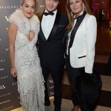 Rita Ora, Eva Cavalli y Rob Cavalli en la exposicion 'The Glamour of Italian Fashion 1945-2014'
