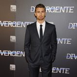 Theo James en el estreno de 'Divergente' en Madrid