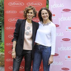 Lola Marceli y Cuca Escribano en el estreno de 'Pelucas'