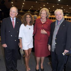 Lolita, Tico Medina, el Conde Rudi y María Luisa de Prusia en los Premios Cofrades 2014