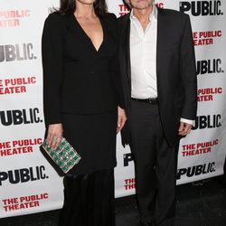 Michael Douglas y Catherine Zeta Jones en estreno de 'The Library' en Nueva York