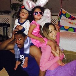 Mariah Carey junto a familia celebrando el Día de Pascua