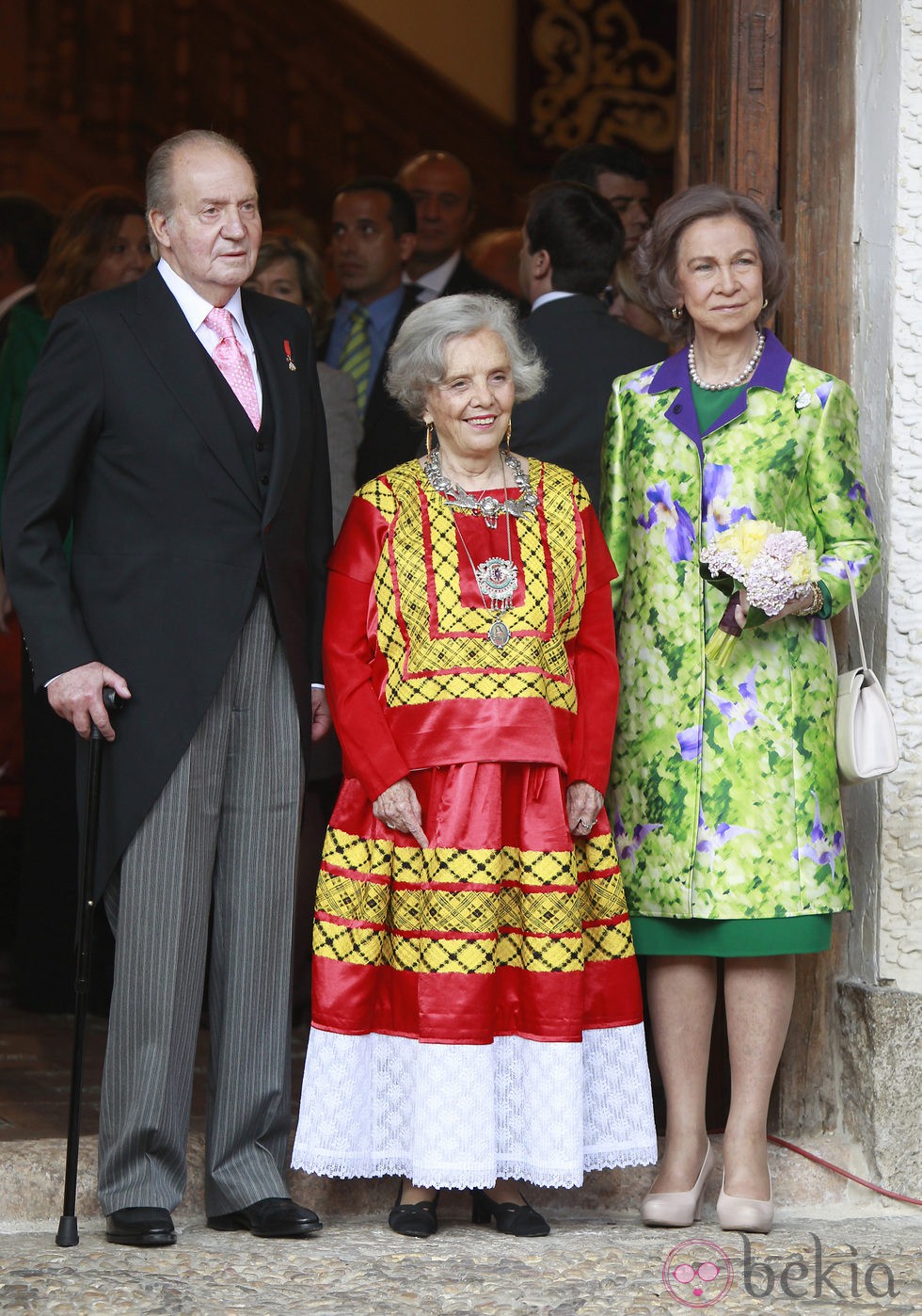 Los Reyes y la ganadora del Premio Cervantes 2014