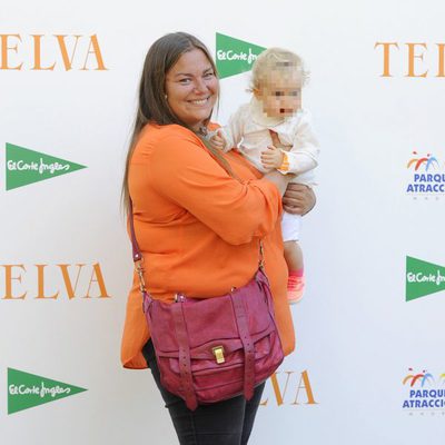 Caritina Goyanes con su hija Caritina en los Premios Telva Niños 2014