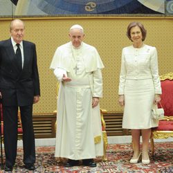 El Papa Francisco recibe en audiencia a los Reyes Juan Carlos y Sofía
