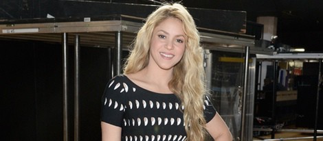 Shakira a su llegada a los iHeartRadio Music Awards 2014
