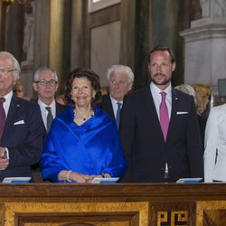 Los Reyes de Suecia, la Princesa Victoria y Haakon de Noruega en el Palacio Real de Estocolmo