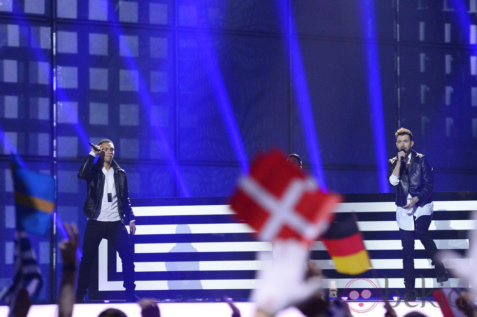 Freaky Fortune feat. RiskyKidd durante su actuación en el Festival de Eurovisión 2014