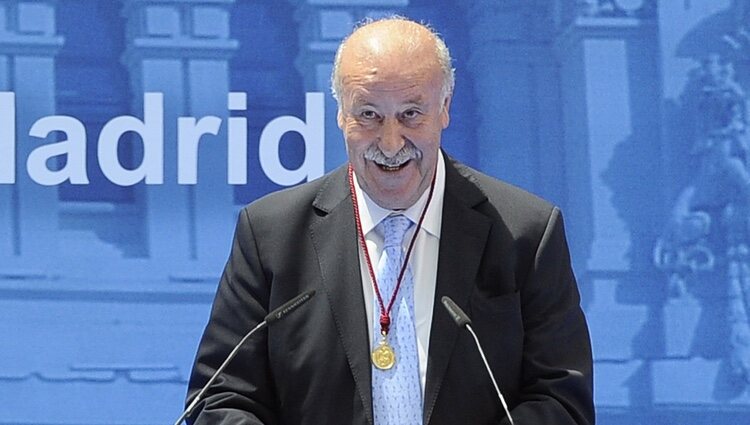 Vicente del Bosque tras recoger la Medalla de Oro de Madrid en San Isidro 2014