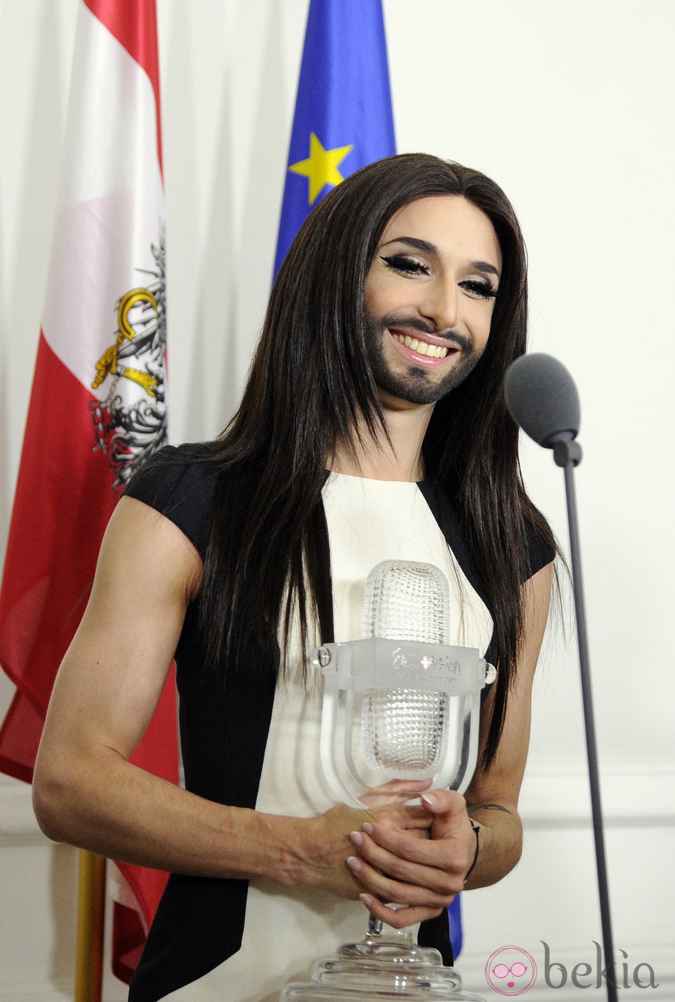 Conchita Wurst en un acto una semana después de ganar Eurovisión 2014