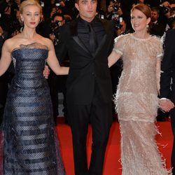 Sarah Gadon, Robert Pattinson y Julianne Moore en el Festival de Cannes 2014