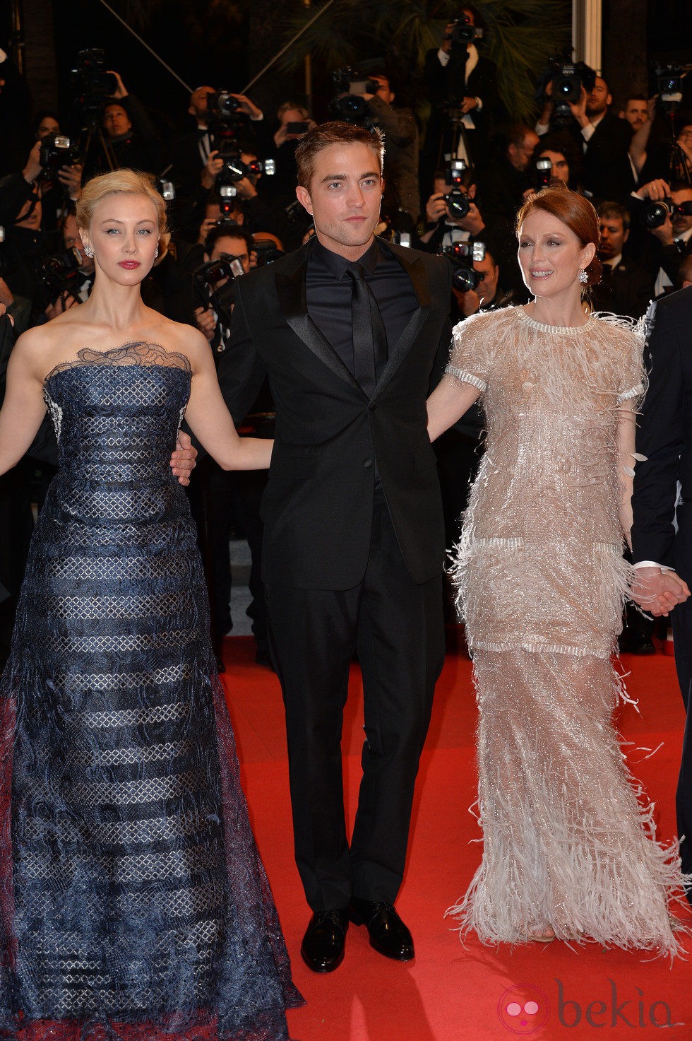Sarah Gadon, Robert Pattinson y Julianne Moore en el Festival de Cannes 2014