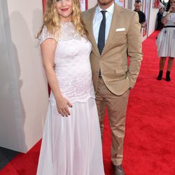 Drew Barrymore y Will Kopelman en el estreno de 'Juntos y revueltos' en Los Angeles