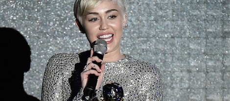 Miley Cyrus recoge su premio en los World Music Awards 2014
