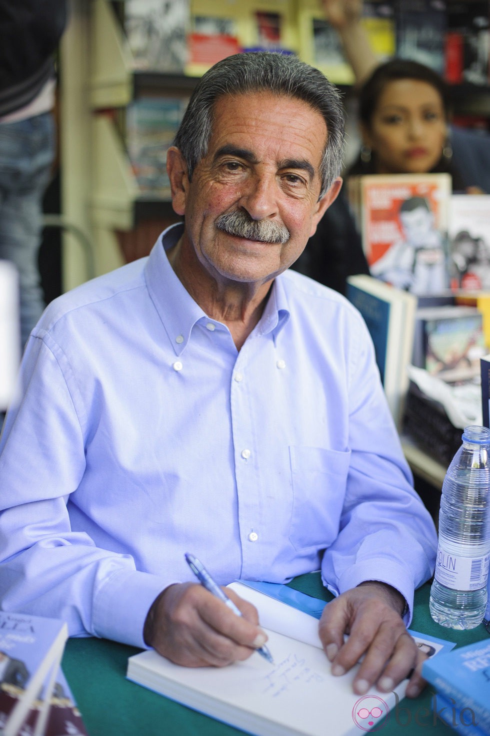 Miguel Ángel Revilla en la Feria del Libro de Madrid 2014