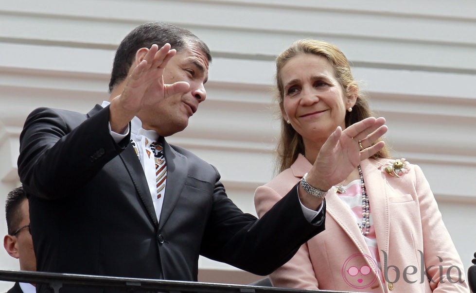 La Infanta Elena con Rafael Correa en Ecuador