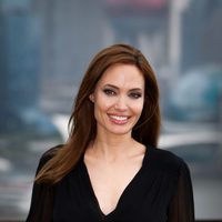 Angelina Jolie promocionando 'Maléfica' en Shanghai