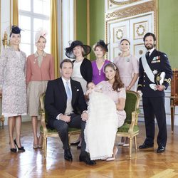 Magdalena de Suecia y Chris O'Neill con su hija y sus hermanos en el bautizo de la Princesa Leonor