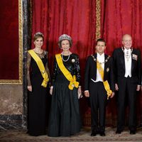 Los Reyes y los Príncipes con el presidente de México y su esposa en una cena de gala en el Palacio Real