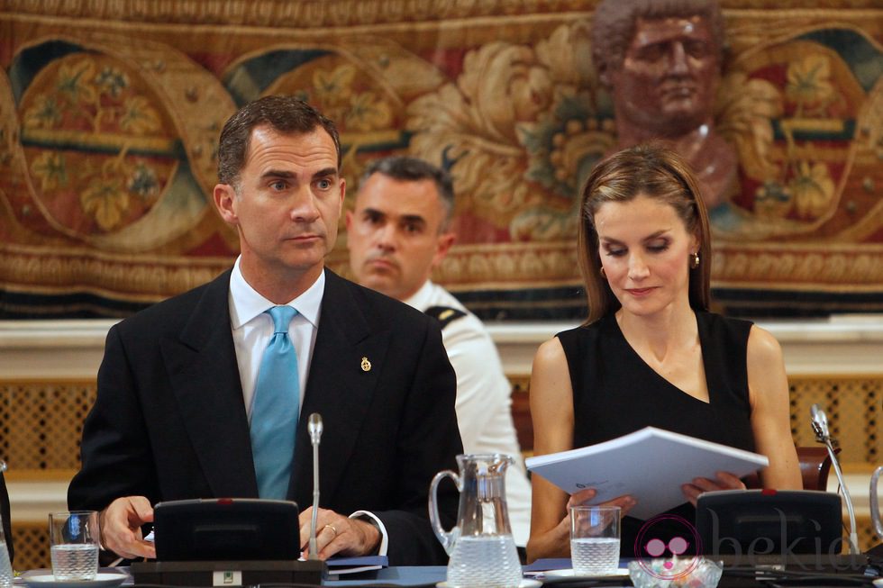 Los Príncipes Felipe y Letizia en la reunión de los Patronatos de la Fundación Príncipe de Asturias