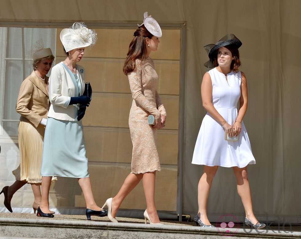 Ana de Inglaterra, Kate Middleton y Eugenia de York en una Garden Party