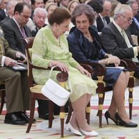 La Reina Sofía con los Duques de Soria en uno de sus últimos actos oficiales como Reina de España