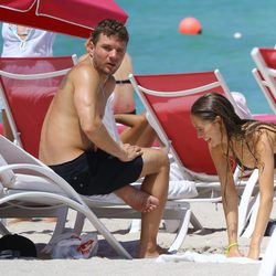 Ryan Phillippe de vacaciones en Miami con Paulina Slagter