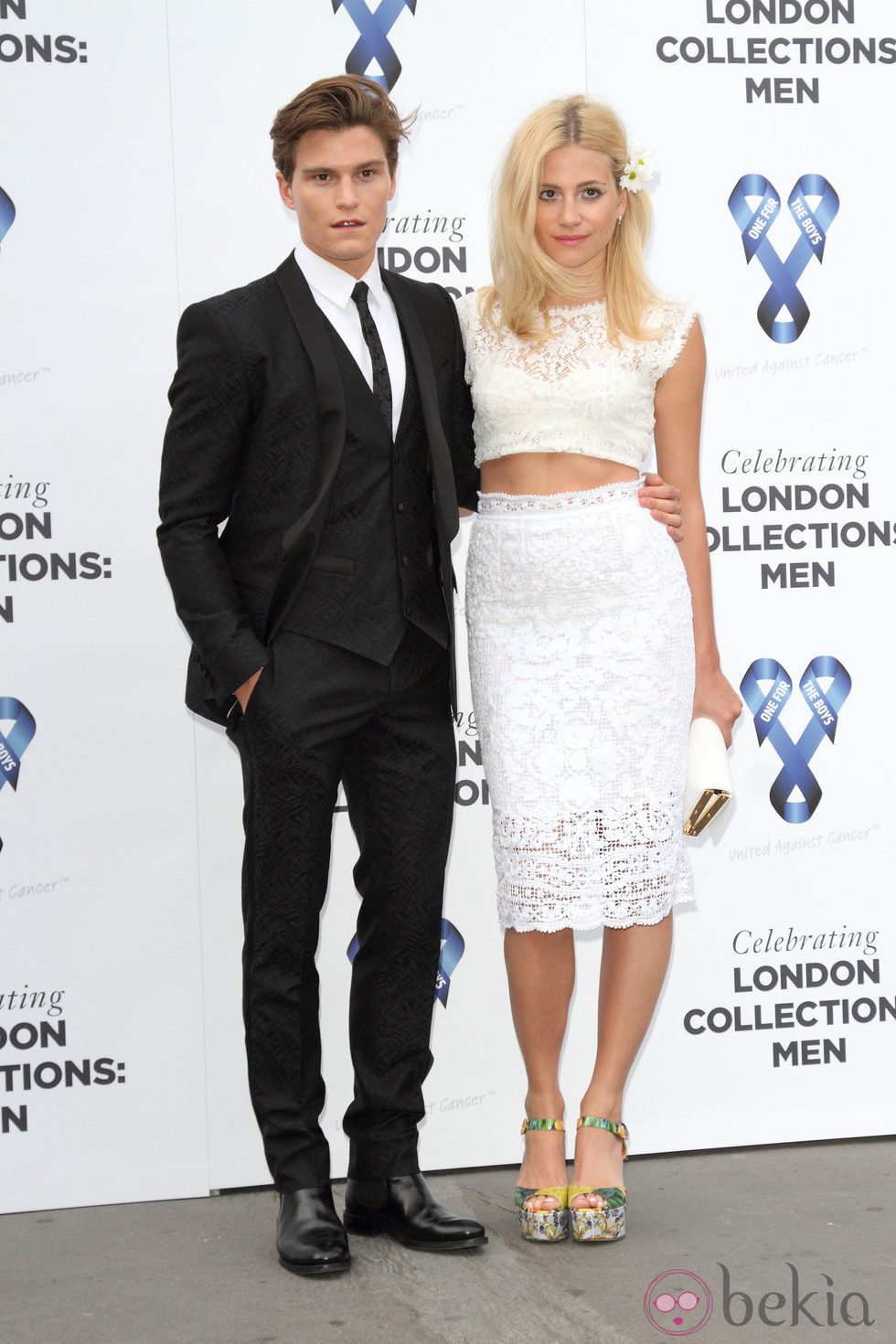 Oliver Cheshire y Pixie Lott en la gala benéfica 'One for the Boys'