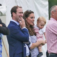 Kate Middleton y el Príncipe Jorge en un partido de polo