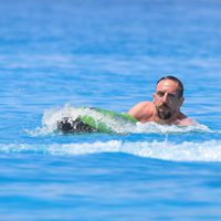 Franck Ribéry dándose un chapuzón en Ibiza