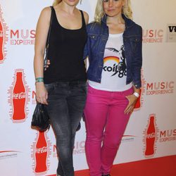 Natalia Verbeke y Lluvia Rojo en el concierto de Miley Cyrus en Madrid