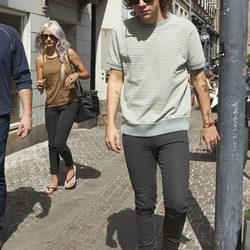 Harry Styles pasea en las calles de Copenhague.