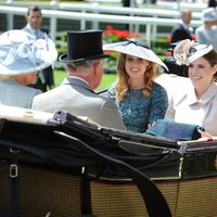 Las Princesas de York, el Príncipe Carlos y Camilla Parker en Ascot 2014