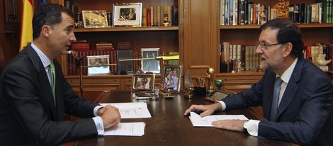 El Rey Felipe y Mariano Rajoy en su primer despacho