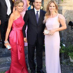 Genoveva Casanova, Ramón García y Patricia Cerezo en la boda de Verónica Cuevas y Manuel del Pino