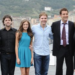 El reparto de 'Intrusos' presenta la película en el Festival de San Sebastián 2011