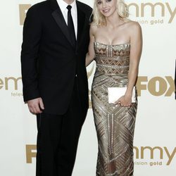 Anna Faris y su novio Chris Pratt en la gala de los Emmy 2011