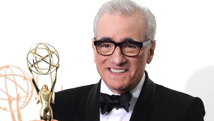 Martin Scorsese con su galardón en los premios Emmy 2011