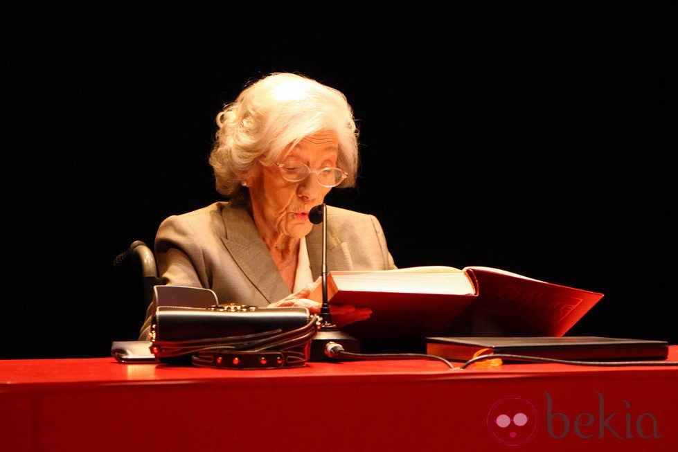 Ana María Matute durante una lectura en Madrid