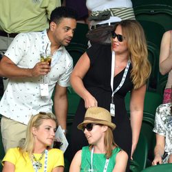 Kimberley Walsh con su novio Justin Scott en Wimbledon 2014