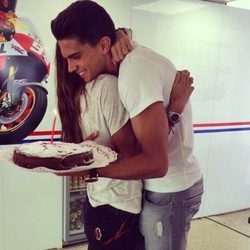 Marc Bartra sorprende a Melissa Jiménez por su 27 cumpleaños