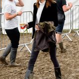 Alexa Chung en el Festival de Glastonbury 2014