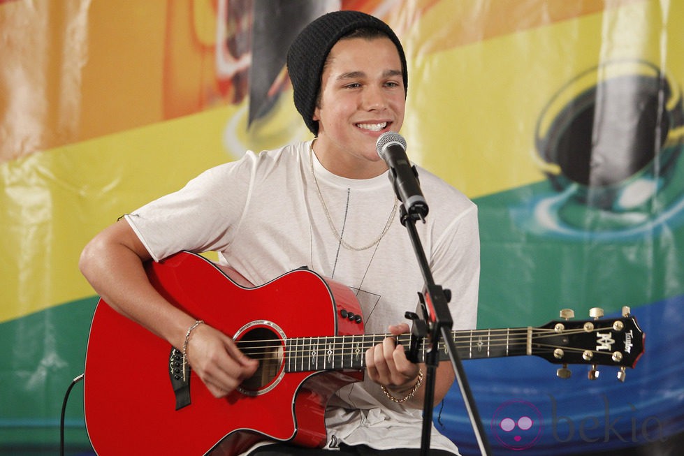 Austin Mahone durante un encuentro con sus fans en Madrid