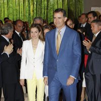 Los Reyes Felipe y Letizia en la entrega de 'Becas y Ayudas a la Investigación' de la Fundación Iberdrola