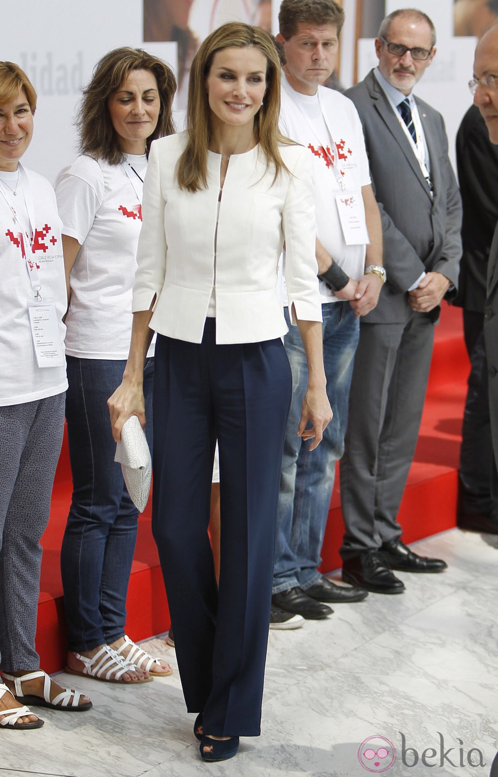 La Reina Letizia, todo sonrisas en el 150 aniversario de Cruz Roja Española