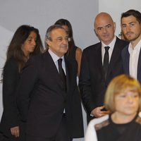 Iker Casillas y Florentino Pérez en la capilla ardiente de Alfredo Di Stéfano en el palco de honor del Santiago Bernabéu