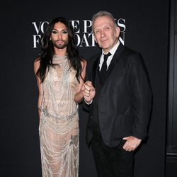 Jean Paul Gaultier y Conchita Wurst en la fiesta Vogue de la Semana de la Alta Costura de París otoño 2014